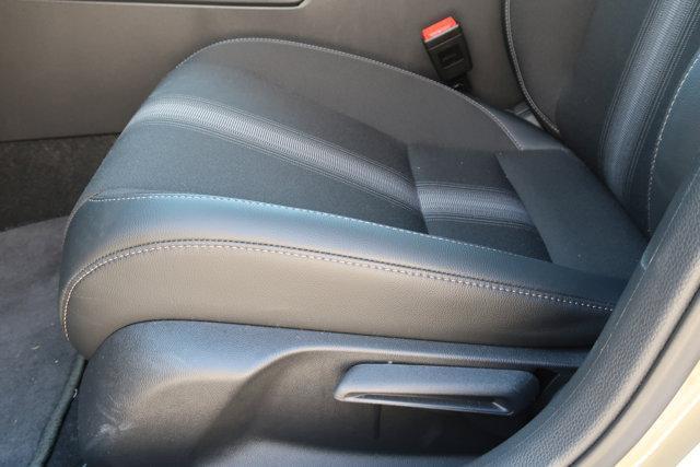 Photo of 2025 Sand Dune Pearl Honda Civic