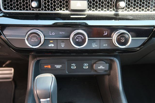 Photo of 2025 Sand Dune Pearl Honda Civic