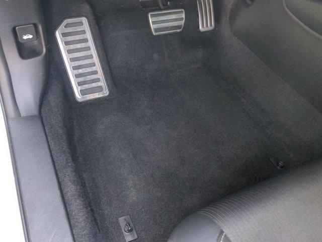 Photo of 2021 Platinum White Pearl Honda Accord