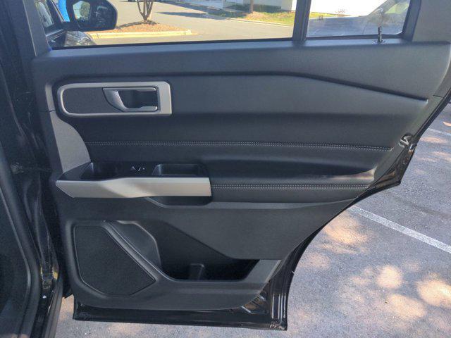 Photo of 2021 Agate Black Metallic Ford Explorer