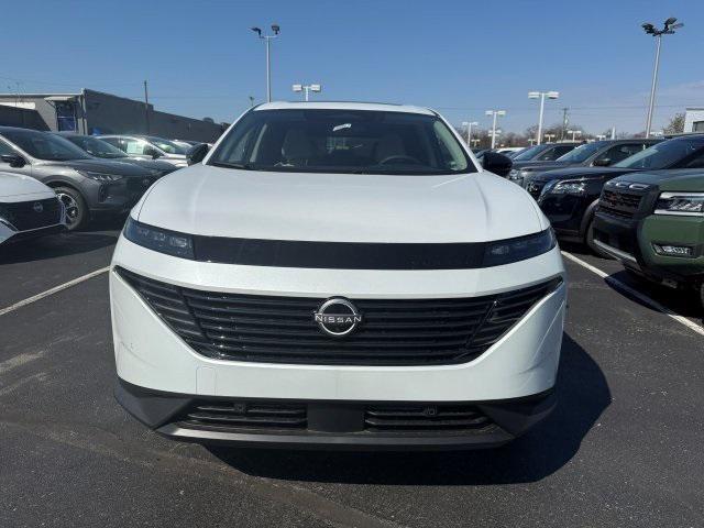 Photo of 2025 Everest White Pearl Tricoat Nissan Murano