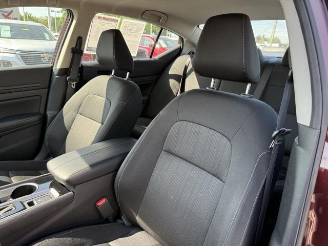 Photo of 2024 Garnet Pearl Metallic Nissan Altima
