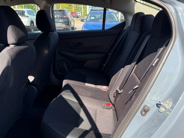 Photo of 2025 Gray Nissan Sentra