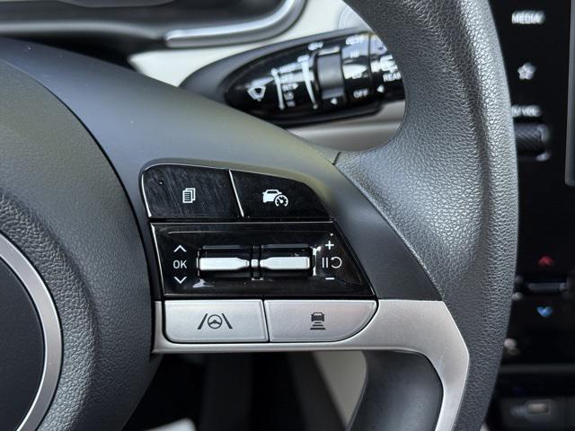 Photo of 2024 Shimmering Silver Hyundai TUCSON