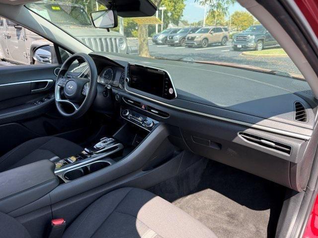 Photo of 2023 Ultimate Red Hyundai SONATA