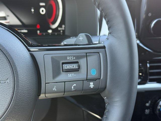 Photo of 2025 Super Black Nissan Pathfinder