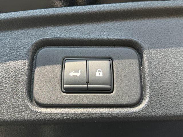 Photo of 2025 Super Black Nissan Pathfinder
