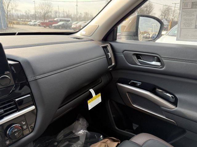 Photo of 2025 Baja Nissan Pathfinder