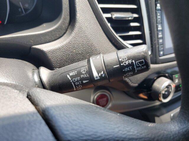 Photo of 2016 Crystal Black Pearl Honda CR-V