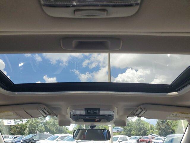 Photo of 2023 Crystal White Pearl Subaru Crosstrek