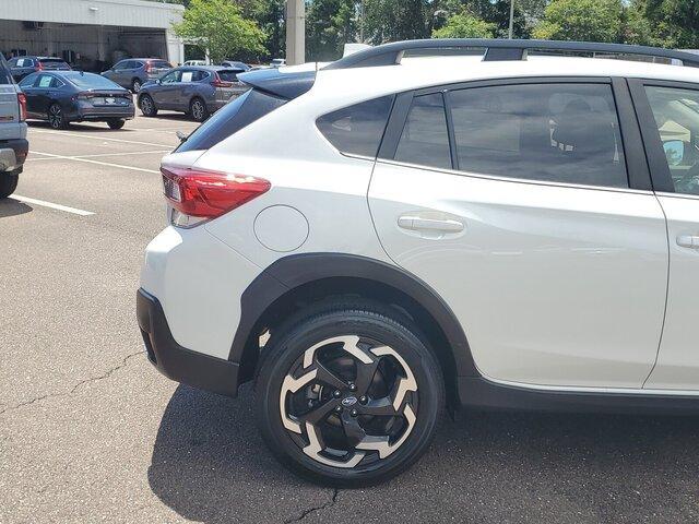 Photo of 2023 Crystal White Pearl Subaru Crosstrek