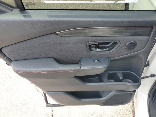 Photo of 2026 Platinum White Pearl Honda Passport