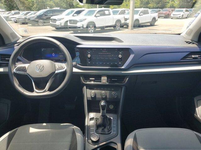 Photo of 2022 Deep Black Pearl Effect Volkswagen Taos