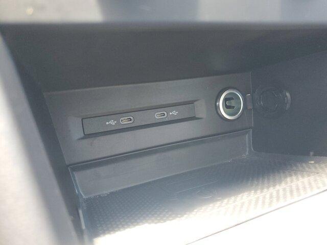 Photo of 2022 Deep Black Pearl Effect Volkswagen Taos