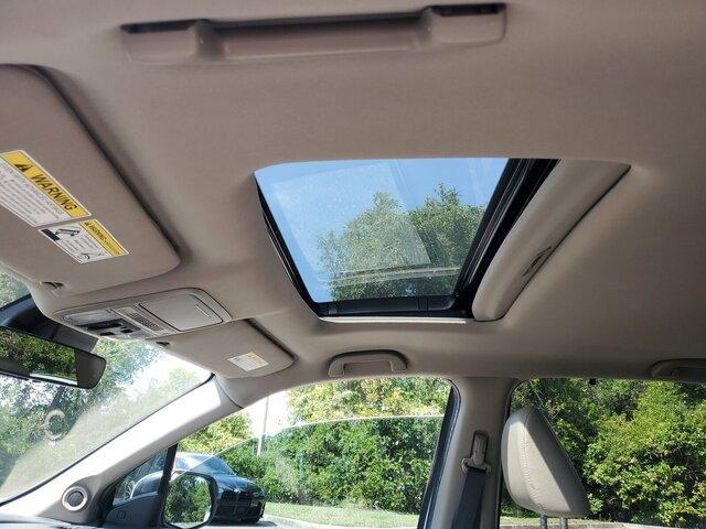 Photo of 2021 Platinum White Pearl Honda Pilot