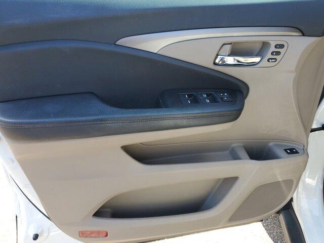 Photo of 2021 Platinum White Pearl Honda Pilot