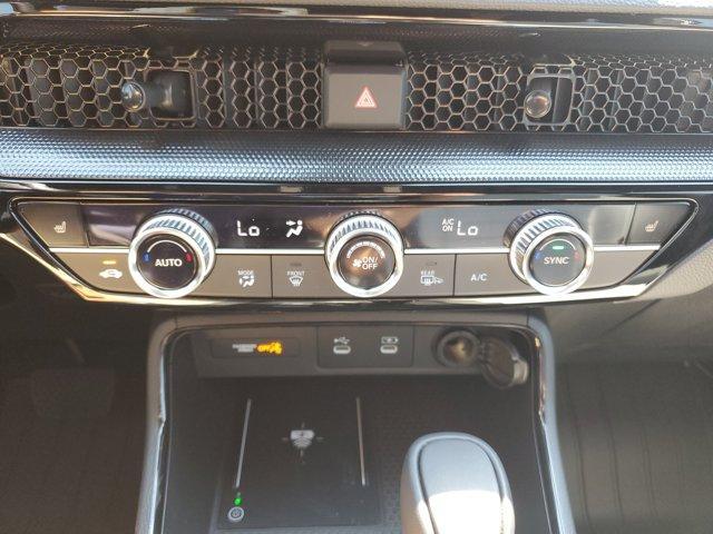 Photo of 2026 Platinum White Pearl Honda CR-V Hybrid