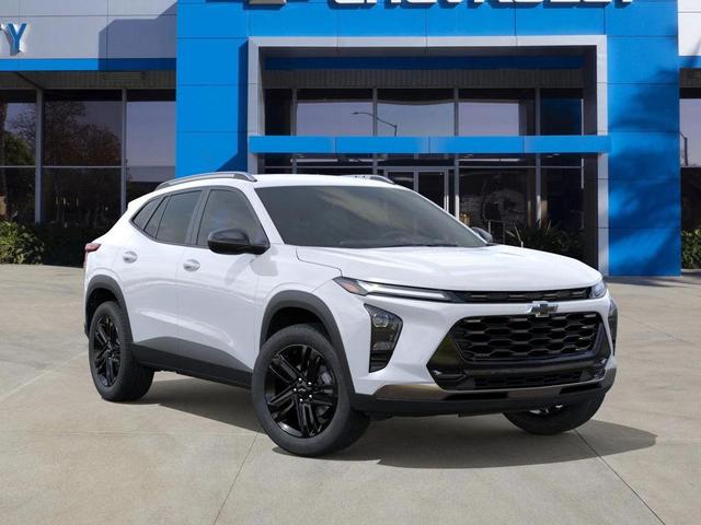 Photo of 2026 Summit White Chevrolet Trax