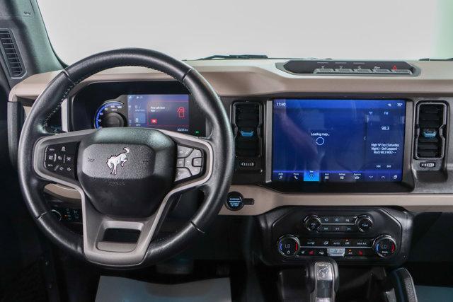 Photo of 2023 Iconic Silver Metallic Ford Bronco