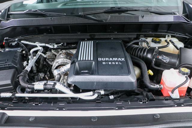 Photo of 2021 Iridescent Pearl Tricoat Chevrolet Silverado 1500