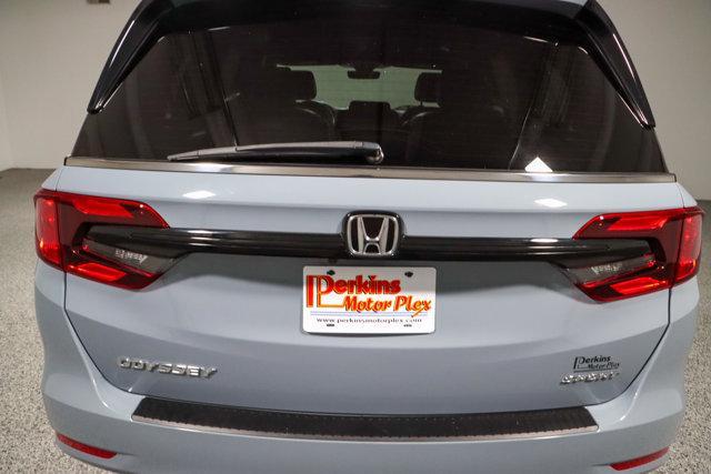 Photo of 2024 Sonic Gray Pearl Honda Odyssey
