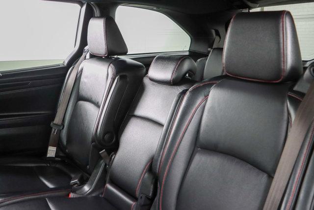 Photo of 2024 Sonic Gray Pearl Honda Odyssey