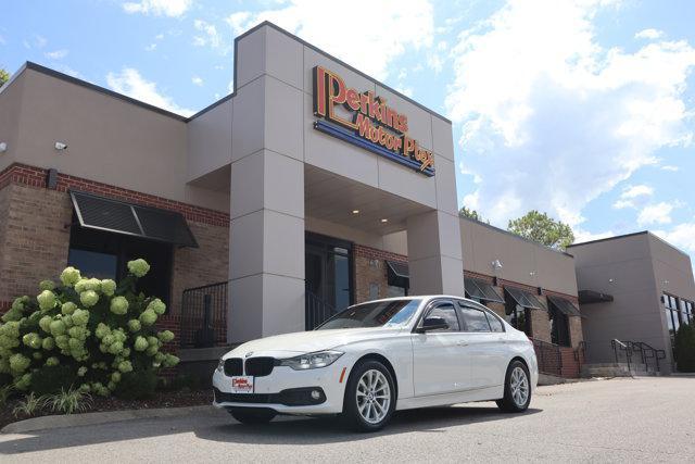 Photo of 2017 White BMW 320
