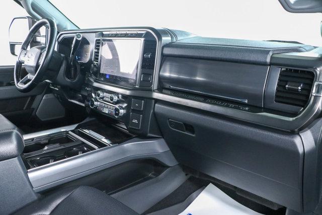 Photo of 2024 Agate Black Metallic Ford F-250