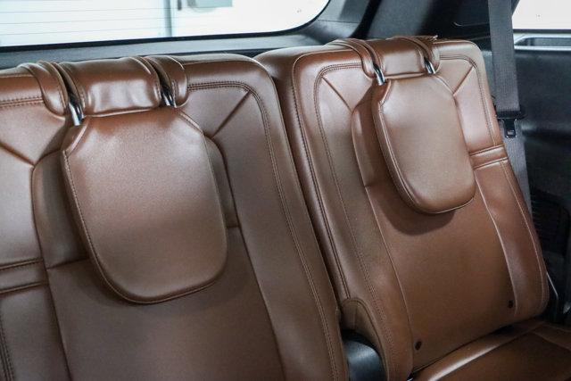 Photo of 2022 Infinite Black Metallic Clearcoat Lincoln Aviator