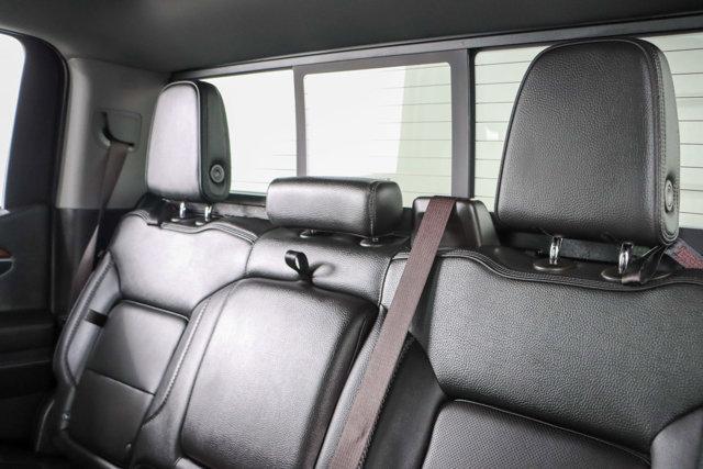 Photo of 2022 White GMC Sierra 1500