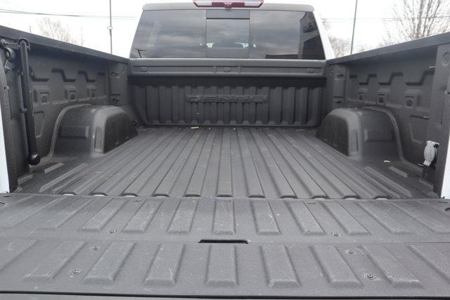 Photo of 2022 WHITE GMC Sierra 1500