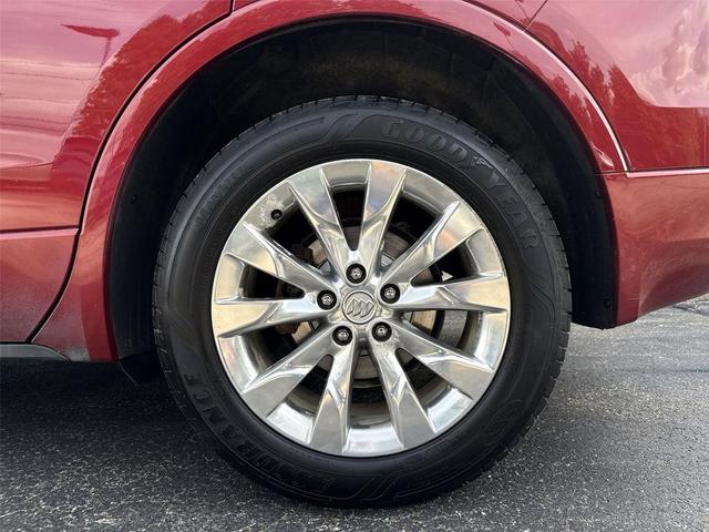 Photo of 2018 Chili Red Metallic Buick Envision