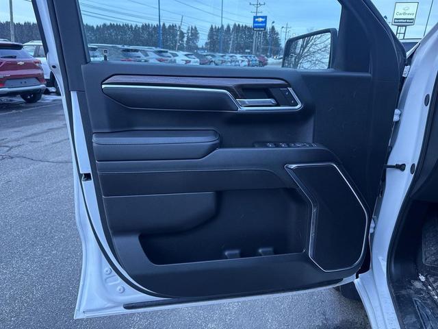 Photo of 2024 Summit White Chevrolet Silverado 1500