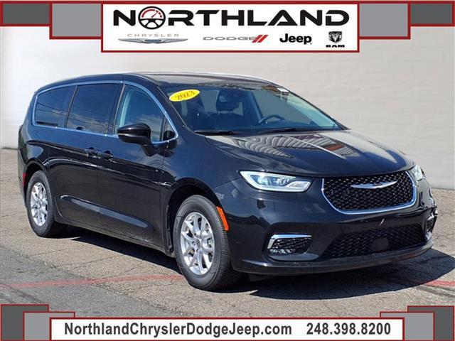 2023 Chrysler Pacifica