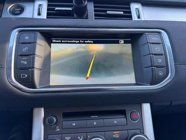 Photo of 2016 White Land Rover Range Rover Evoque
