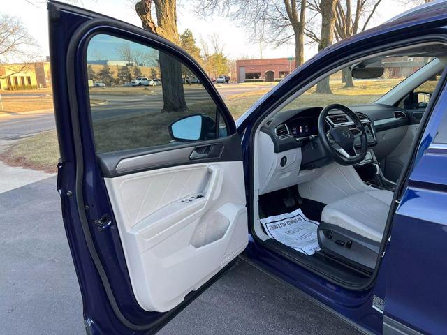 Photo of 2022 Atlantic Blue Metallic Volkswagen Tiguan