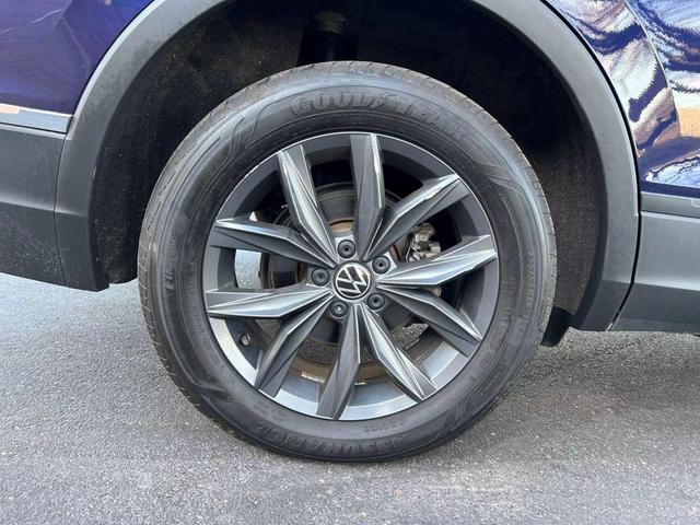 Photo of 2022 Atlantic Blue Metallic Volkswagen Tiguan