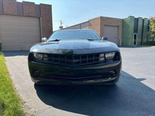 Photo of 2012 Black Chevrolet Camaro