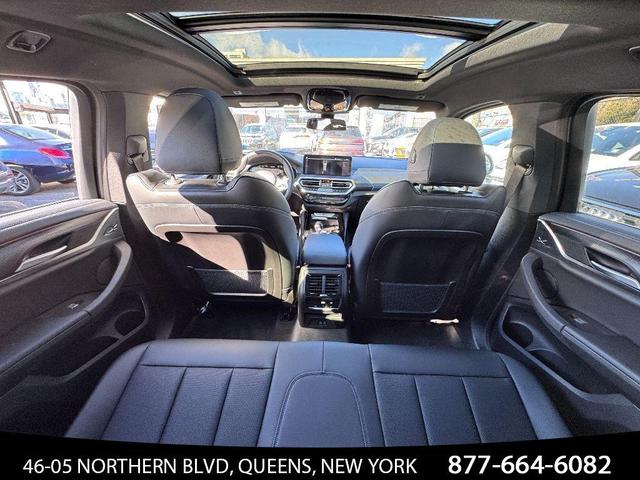 Photo of 2023 Tanzanite Blue II Metallic BMW X4
