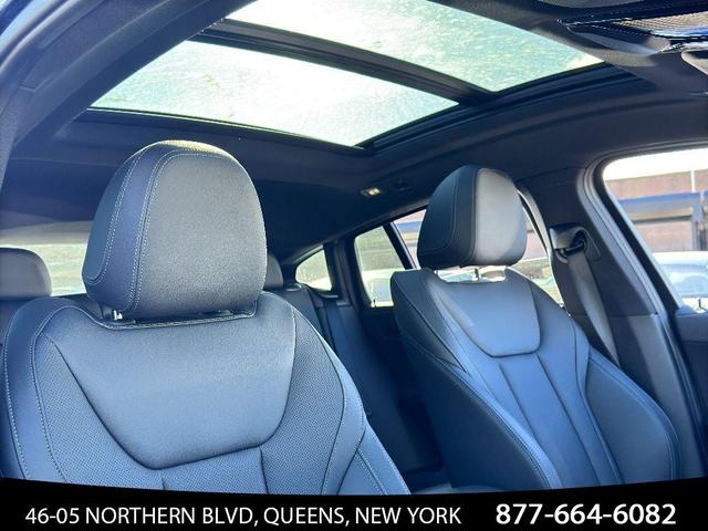 Photo of 2023 Tanzanite Blue II Metallic BMW X4