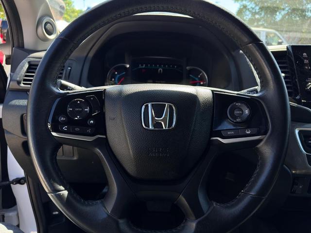 Photo of 2022 Platinum White Pearl Honda Pilot
