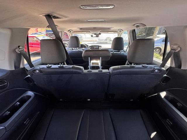 Photo of 2022 Platinum White Pearl Honda Pilot