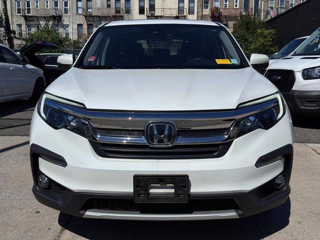 Photo of 2022 Platinum White Pearl Honda Pilot