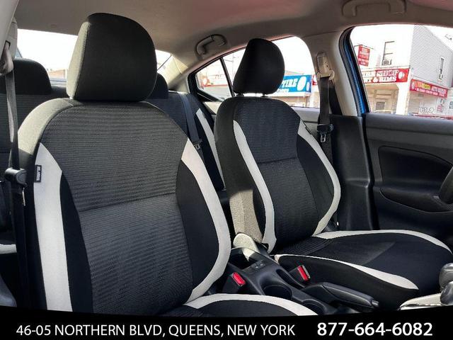 Photo of 2021 Electric Blue Metallic Nissan Versa