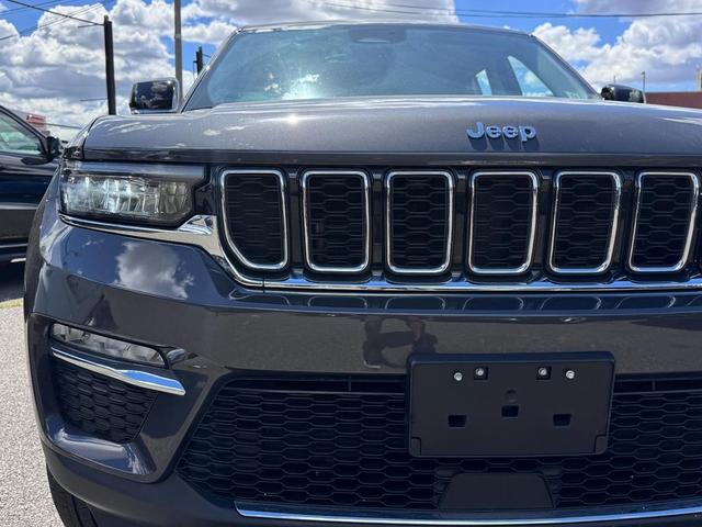 Photo of 2023 Baltic Gray Metallic Clearcoat Jeep Grand Cherokee 4xe