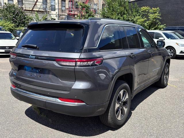 Photo of 2023 Baltic Gray Metallic Clearcoat Jeep Grand Cherokee 4xe