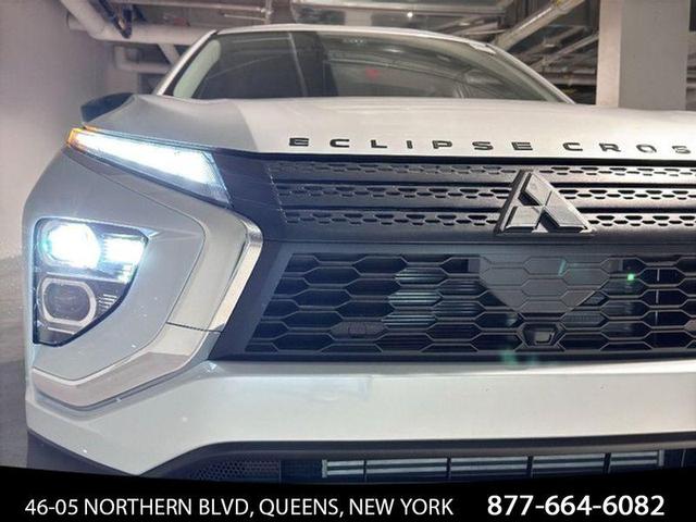 Photo of 2025 White Diamond Mitsubishi Eclipse Cross