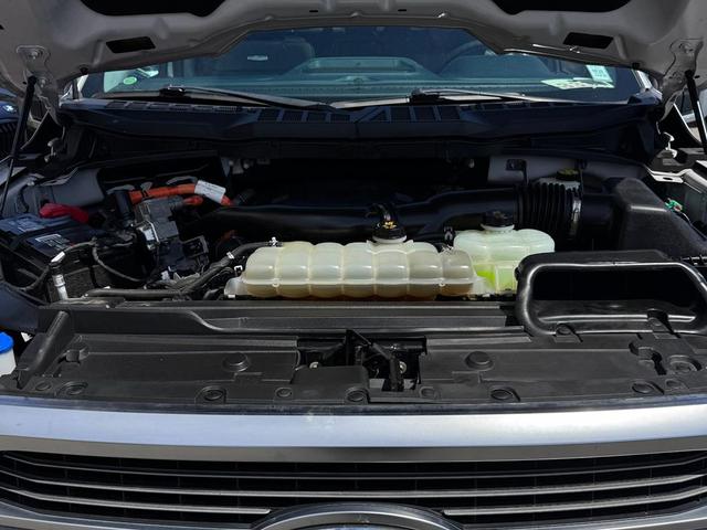 Photo of 2022 Iconic Silver Metallic Ford F-150