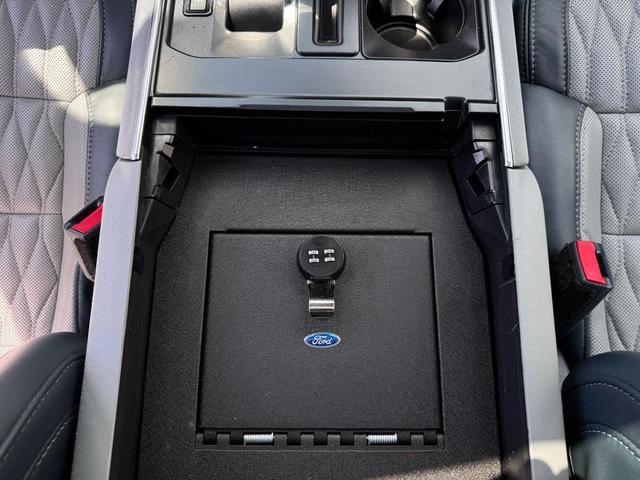 Photo of 2022 Iconic Silver Metallic Ford F-150