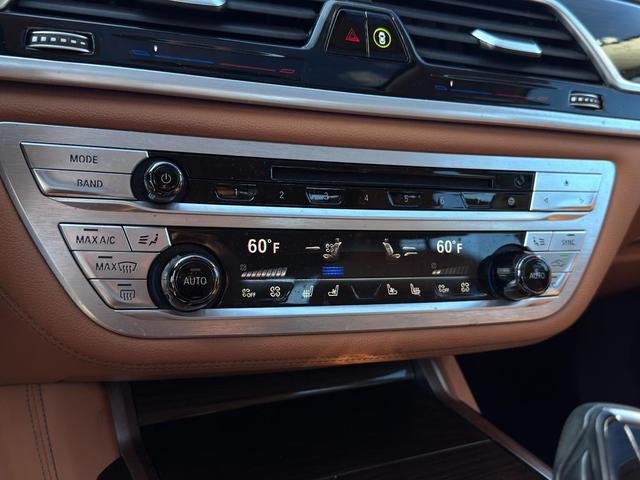 Photo of 2019 Imperial Blue Metallic BMW 740